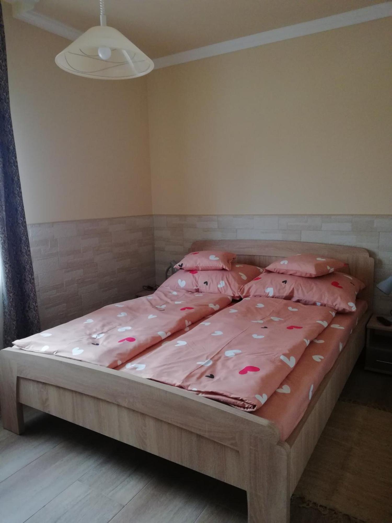 Imola Es Andrea Apartmanhaz 3 Hajdúszoboszló Extérieur photo