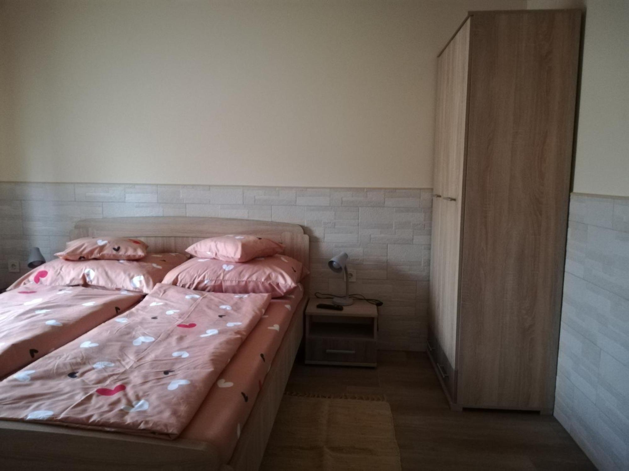 Imola Es Andrea Apartmanhaz 3 Hajdúszoboszló Extérieur photo