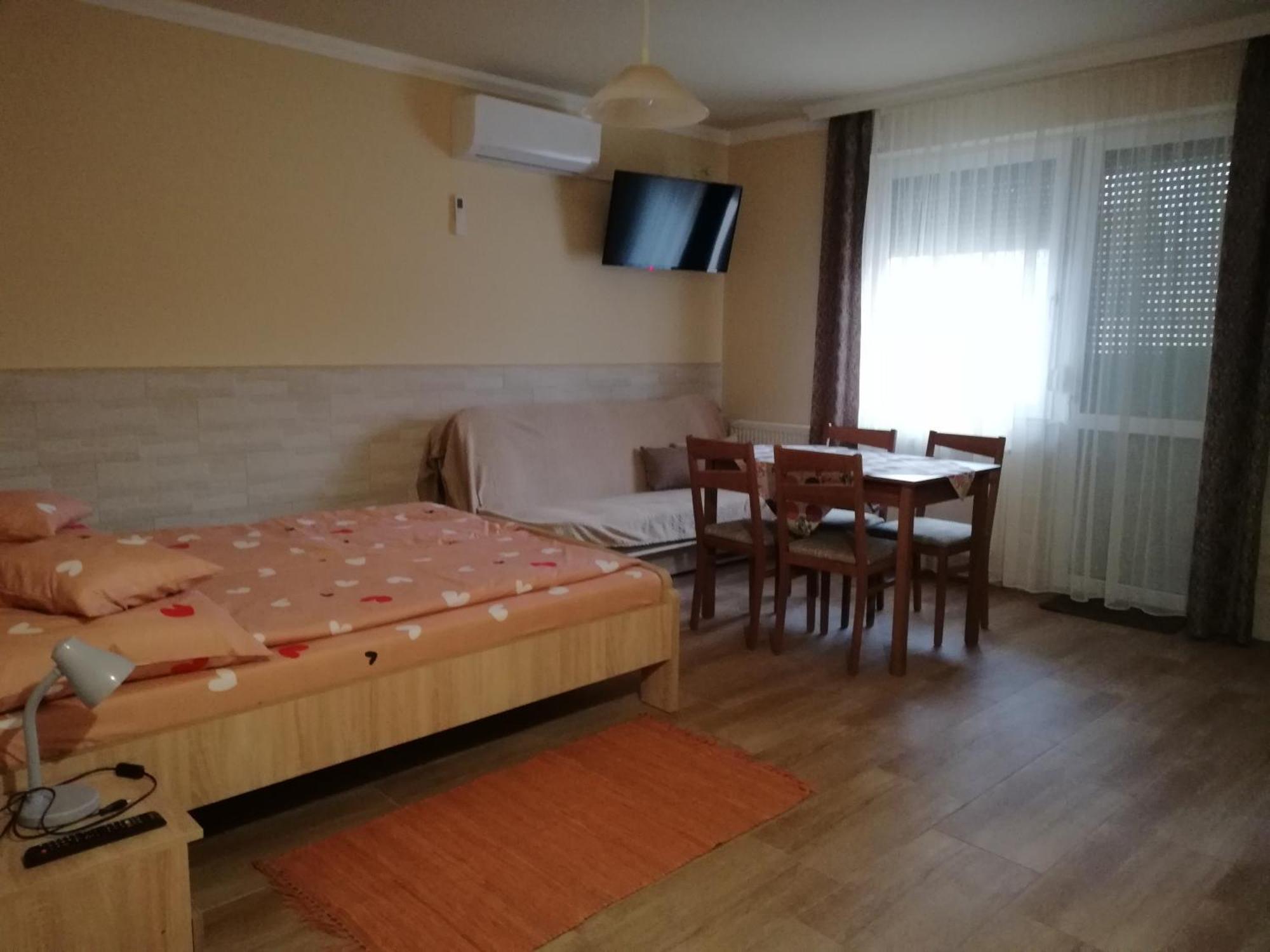 Imola Es Andrea Apartmanhaz 3 Hajdúszoboszló Extérieur photo
